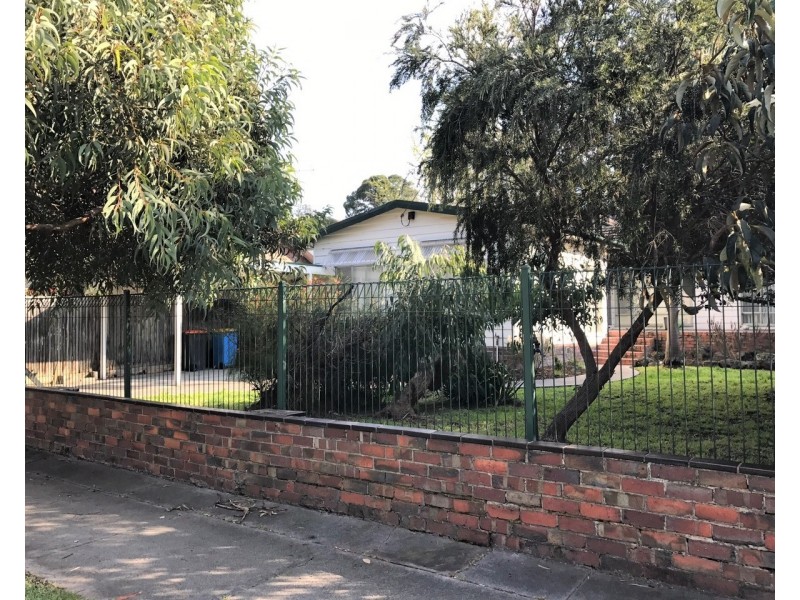 51 Great Valley Road, Glen Iris VIC 3146