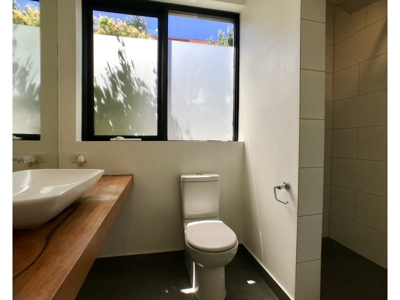 2/5 Beresford Street, Caulfield North VIC 3161