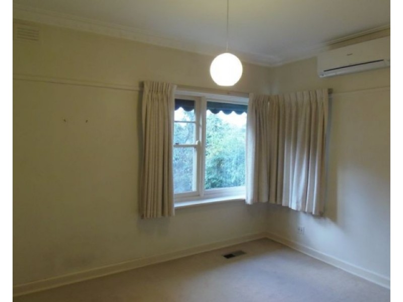 26 Fakenham Road, Ashburton VIC 3147