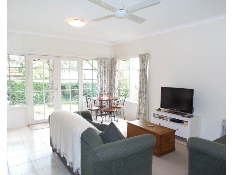 16 Nerissa Street, Glen Iris VIC 3146