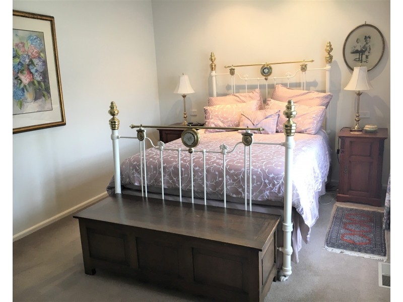 16 Nerissa Street, Glen Iris VIC 3146