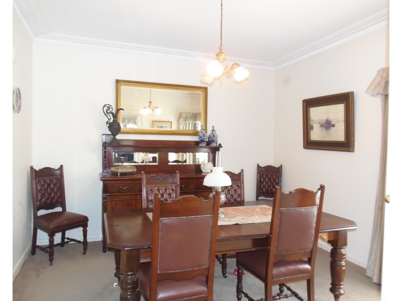 16 Nerissa Street, Glen Iris VIC 3146