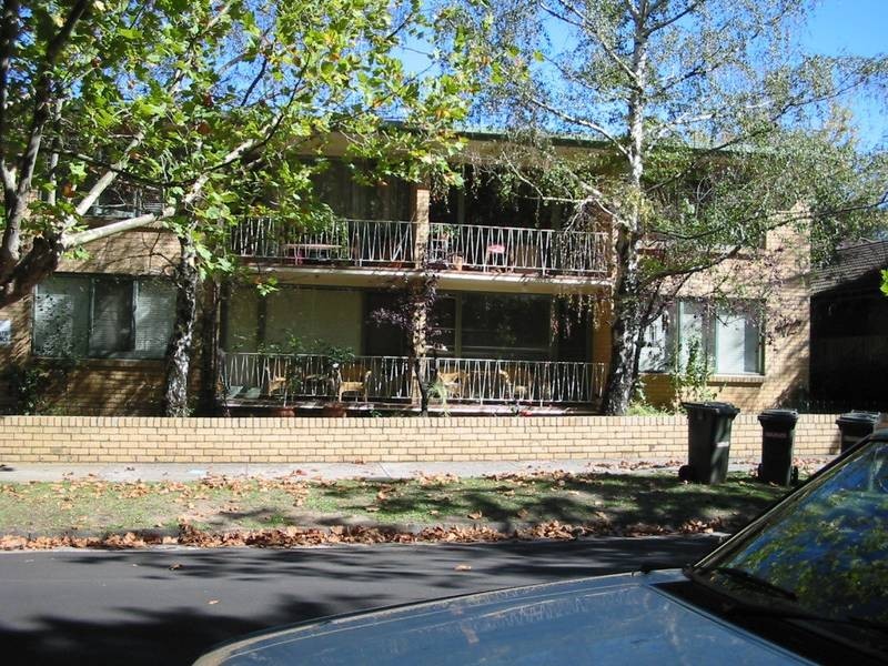 4/12 Bentley Street, Surrey Hills VIC 3127