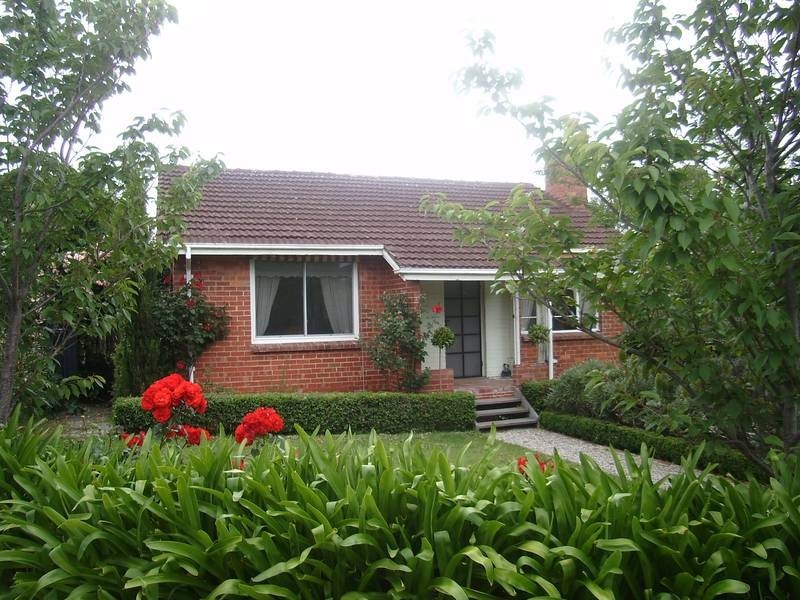 8 Lae Court, Ashburton VIC 3147