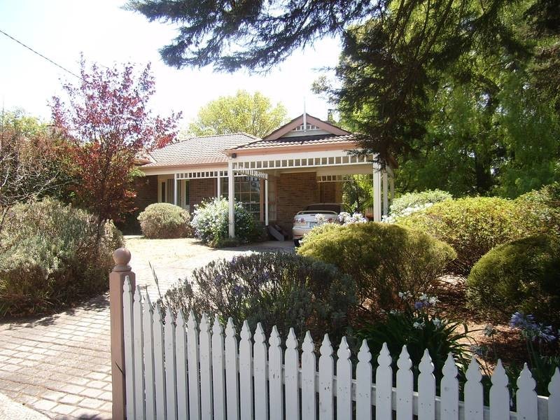 23 Matlock Street, Canterbury VIC 3126