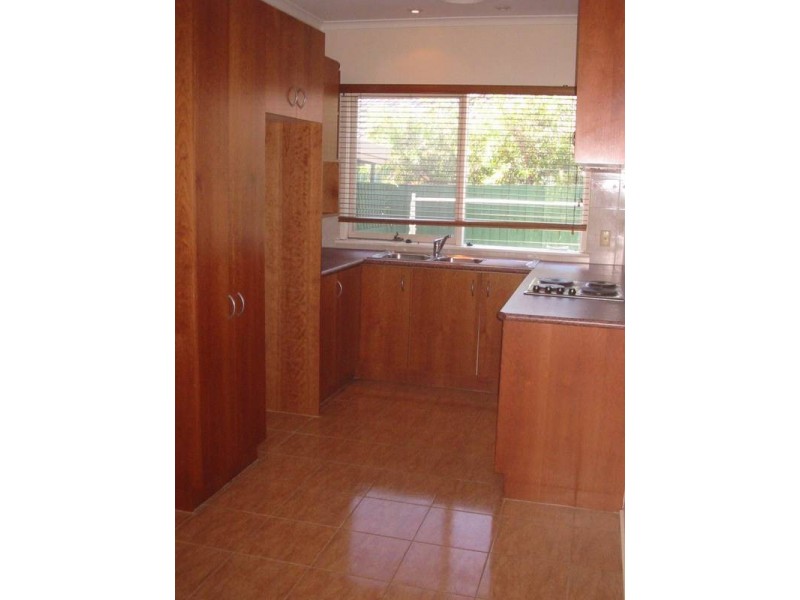 2/12 Maverston Street, Glen Iris VIC 3146