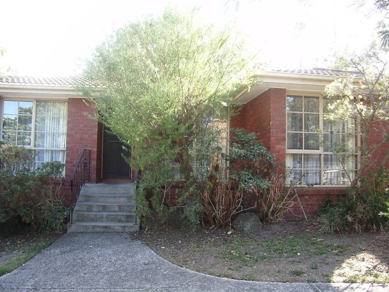 2/5 Edwards Street, Burwood VIC 3125