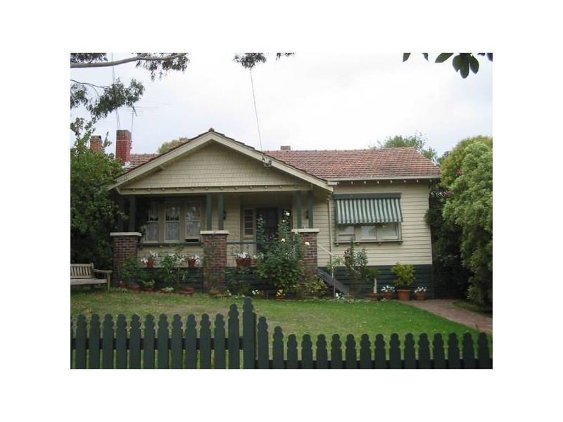 35 Staughton Road, Glen Iris VIC 3146