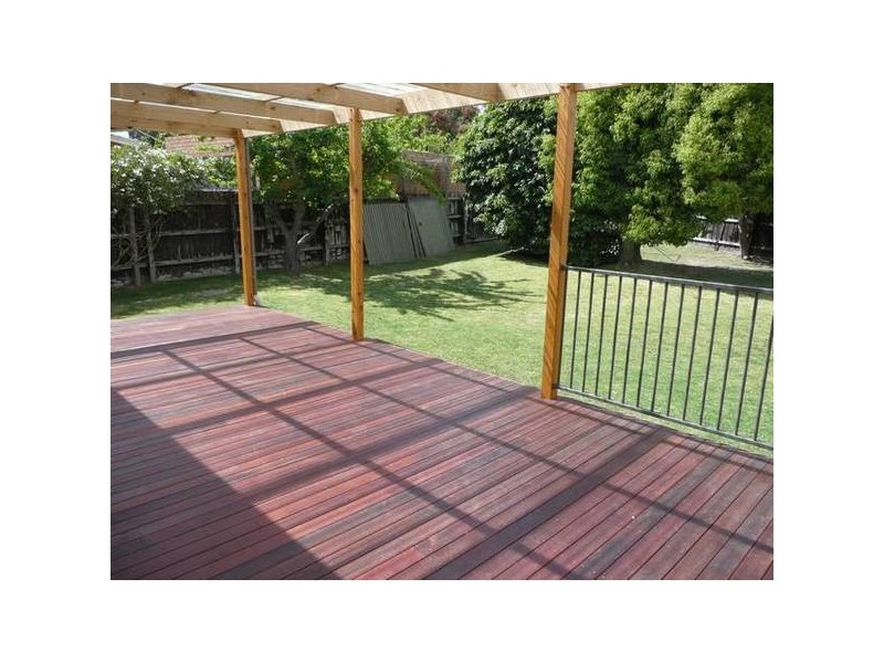 15 Orloff Court, Burwood East VIC 3151