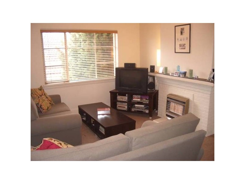 13/5 Lansdowne Road, St Kilda East VIC 3183