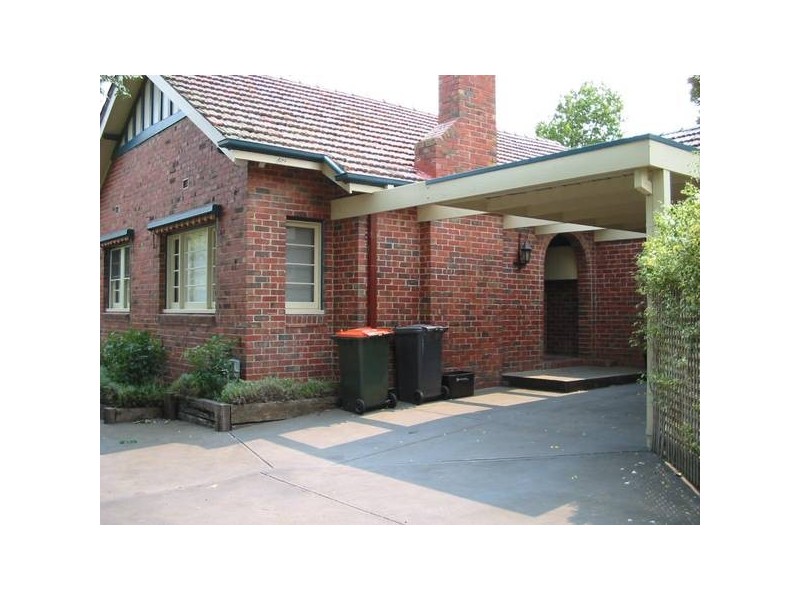 1/9 St Georges Crescent, Ashburton VIC 3147