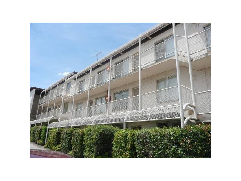 9/24 Elphin Gve, Hawthorn VIC 3122