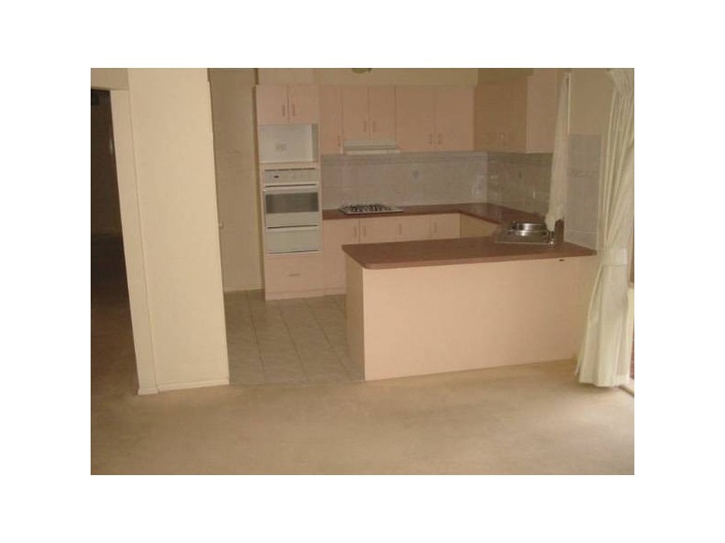 2/13 Church Street, Burwood VIC 3125