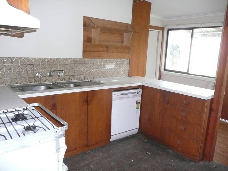 10 Carmody Street, Burwood VIC 3125