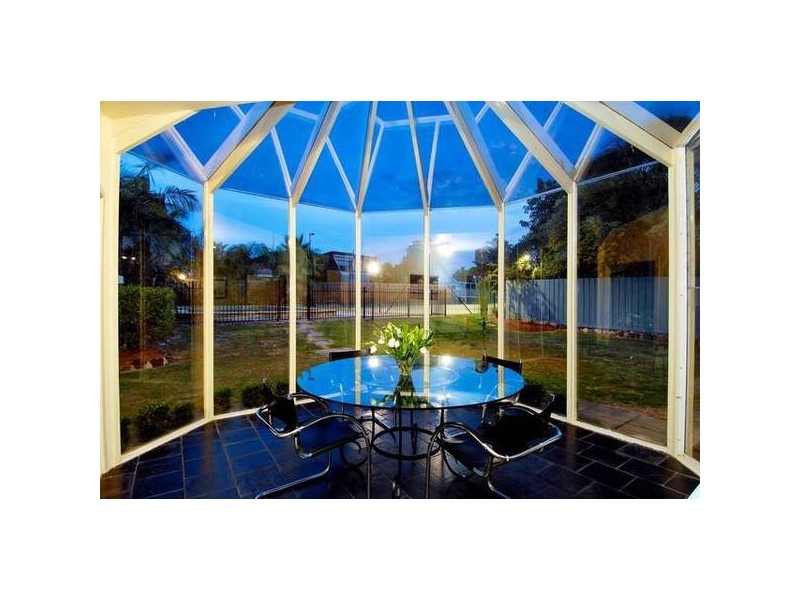 1 Albemarle Court, Glen Iris VIC 3146