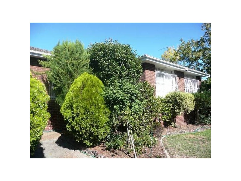 1/2 Dryden Street, Canterbury VIC 3126