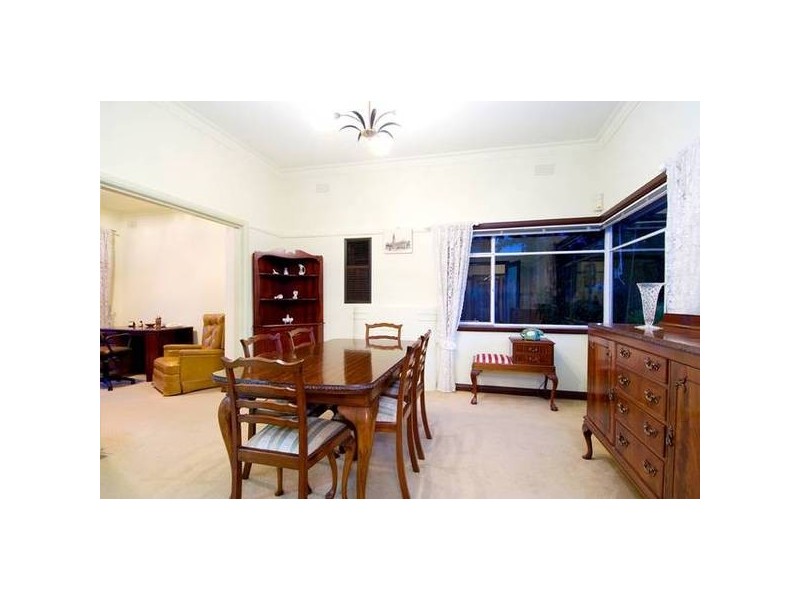 3 Chaleyer Street, Glen Iris VIC 3146