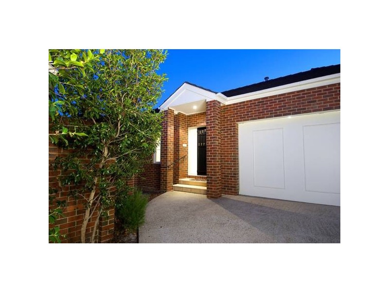 35A Inglesby Road, Camberwell VIC 3124