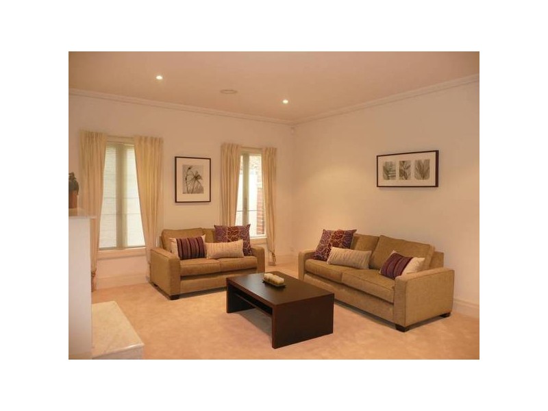 35A Inglesby Road, Camberwell VIC 3124