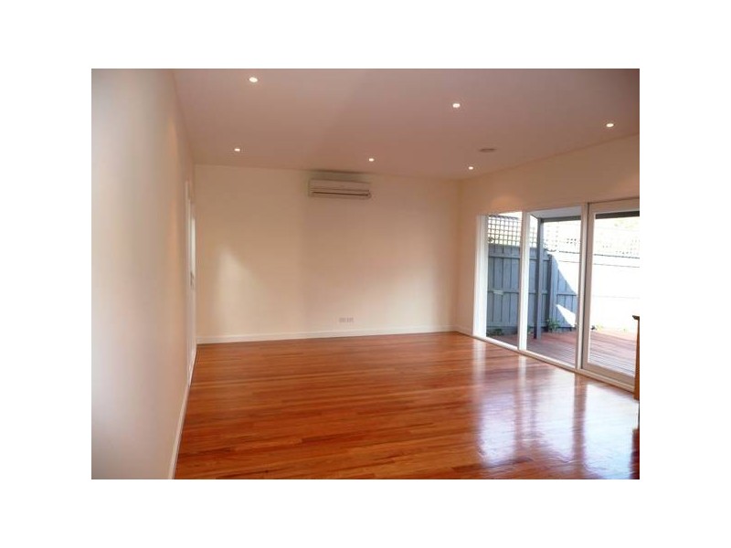 1/17 Kalang Road, Camberwell VIC 3124