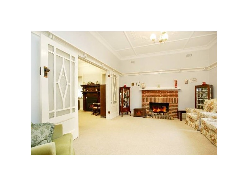 11 Amelia Street, Camberwell VIC 3124