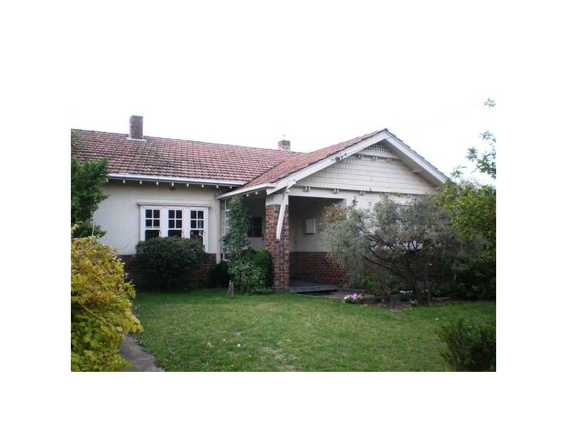 875 Riversdale Road, Camberwell VIC 3124