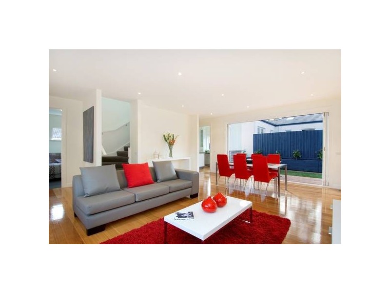 17 Kalang Rd, Camberwell VIC 3124