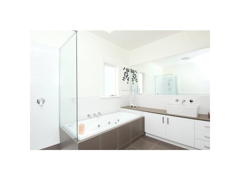 17 Kalang Rd, Camberwell VIC 3124