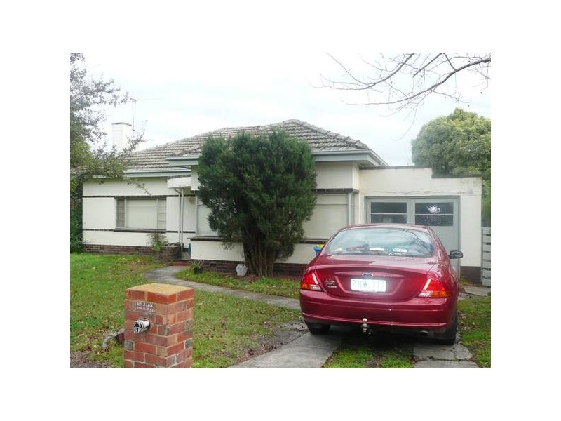 8 Albermarle Court, Glen Iris VIC 3146