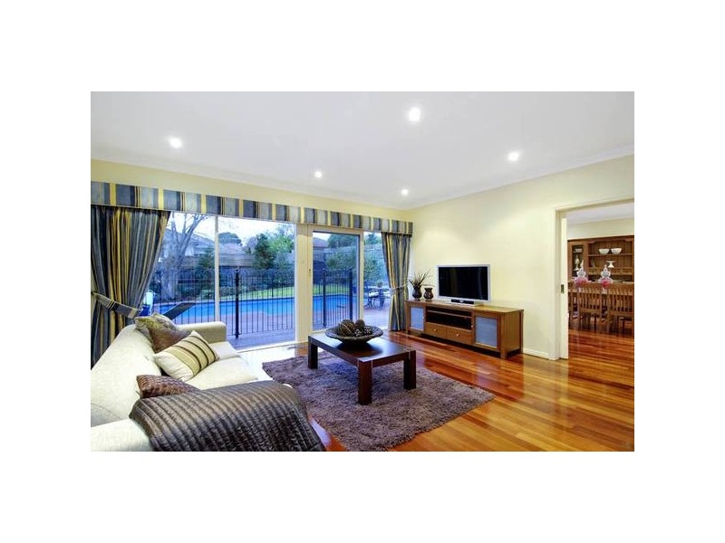 17 Killarra Ave, Camberwell VIC 3124