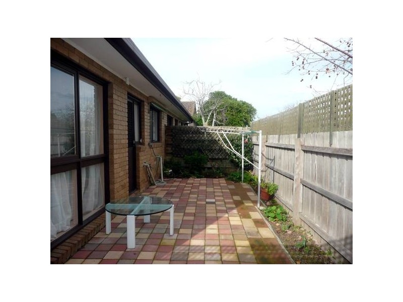 2/85 Clyde Street, Box Hill VIC 3128