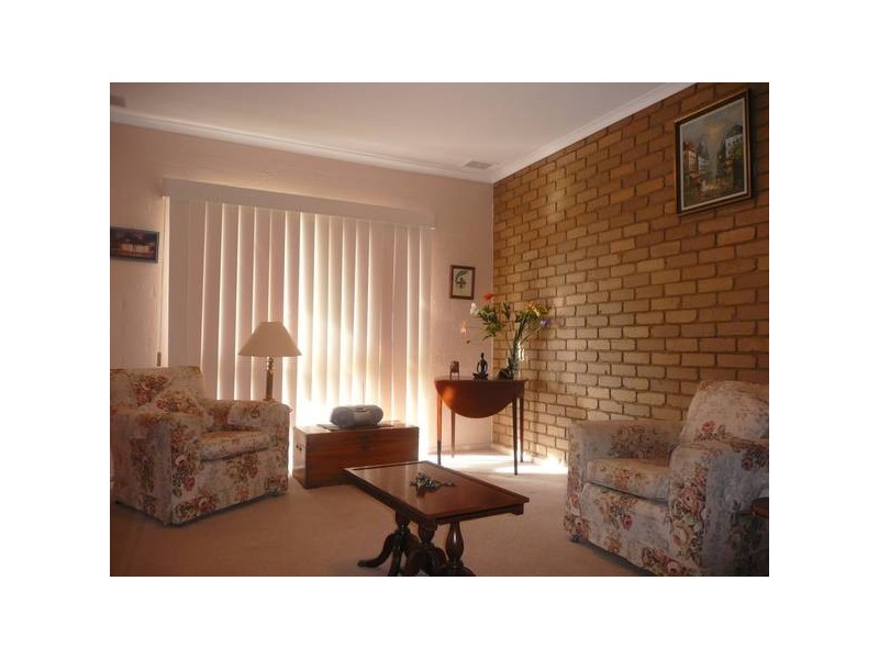 2/85 Clyde Street, Box Hill VIC 3128