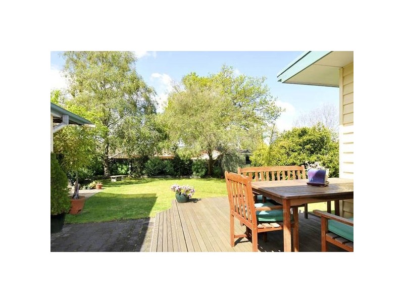 62 Roslyn Street, Burwood VIC 3125