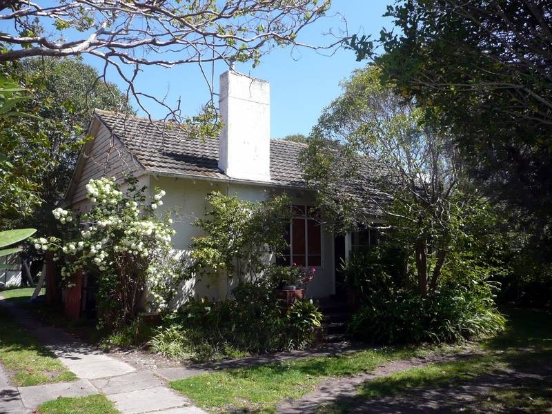 9 Meldan Street, Burwood VIC 3125