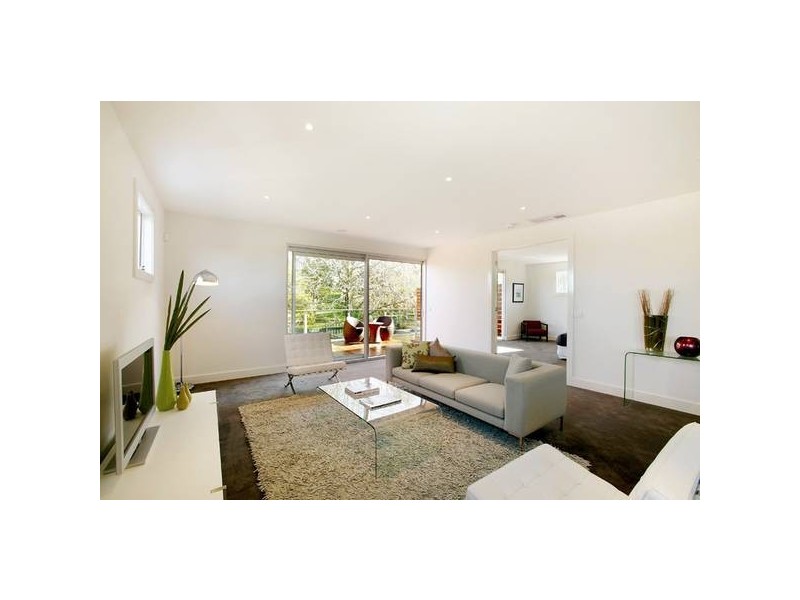 36 Wingan Ave, Camberwell VIC 3124
