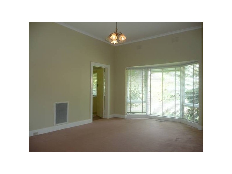 1/243 Highfield Road, Camberwell VIC 3124