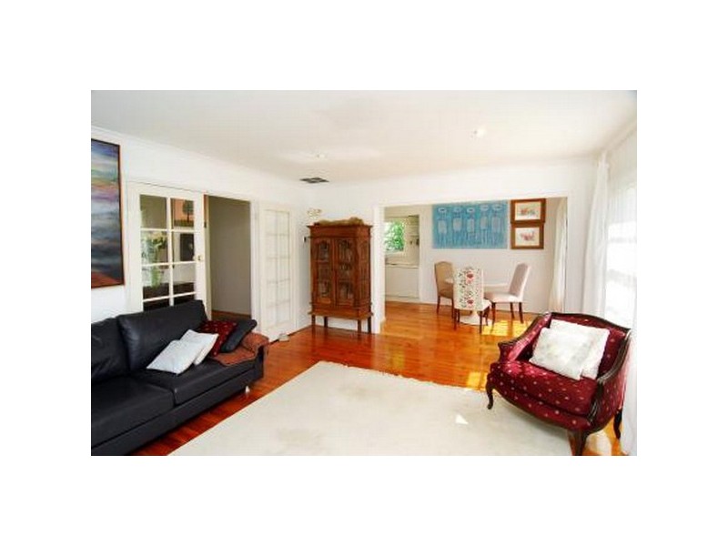 139 Fordham Ave, Camberwell VIC 3124