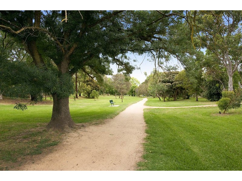 28 Ferndale Road, Glen Iris VIC 3146