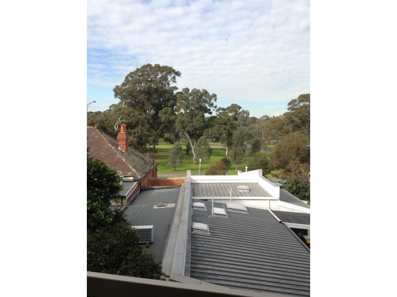 15/7 Manningham Street, Parkville VIC 3052