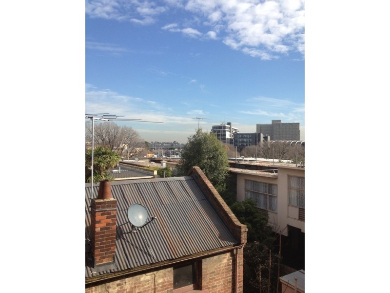 15/7 Manningham Street, Parkville VIC 3052