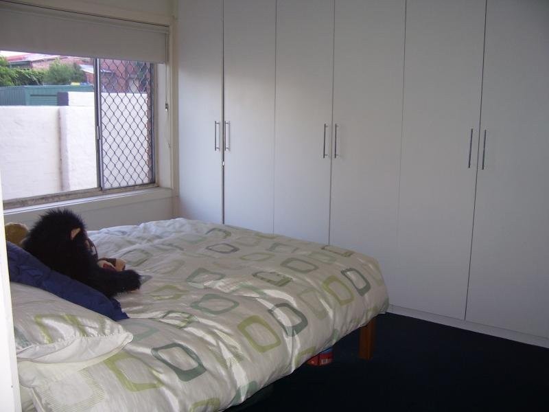 1/51-53 Bignell Street, Flemington VIC 3031