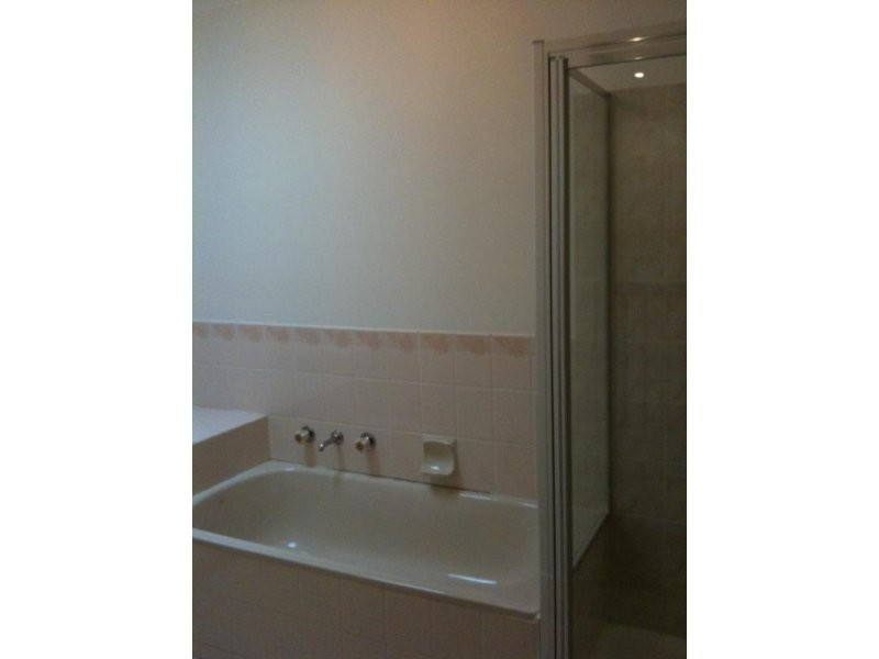 12 Jamieson Avenue, Footscray VIC 3011