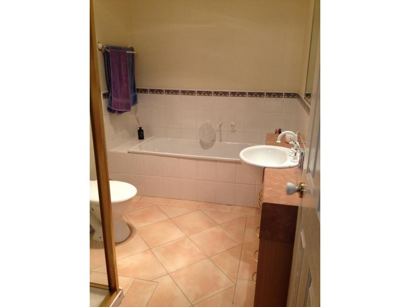 14 Kirk Street, Kensington VIC 3031