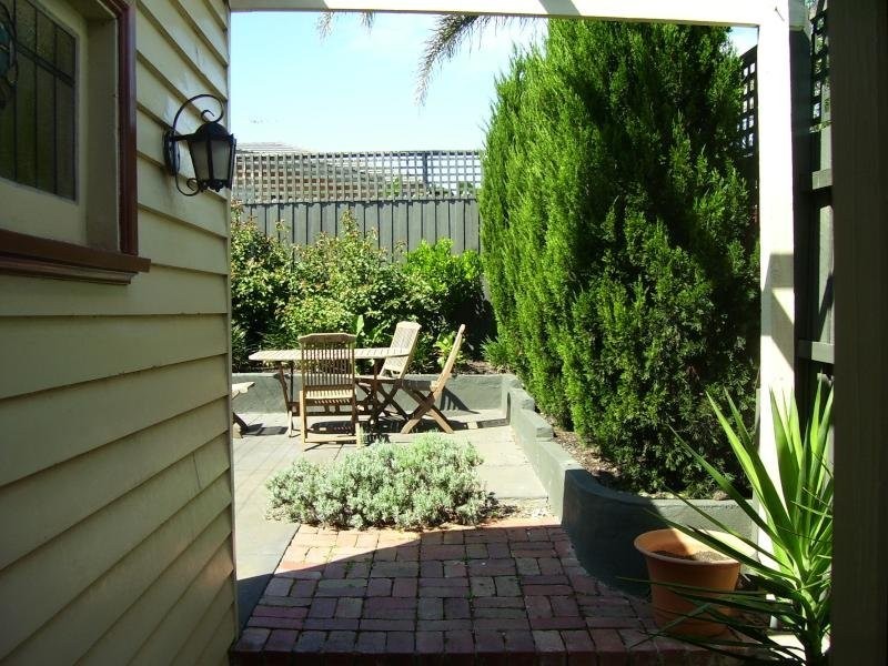 39 Doncaster Street, Ascot Vale VIC 3032
