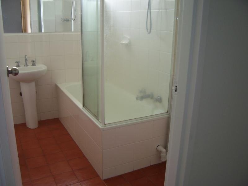 2/39 Dover Street, Flemington VIC 3031