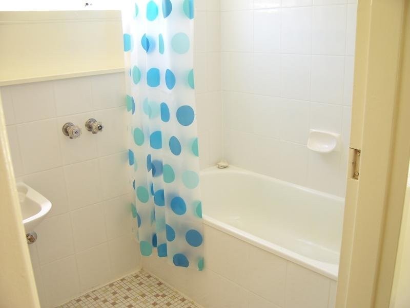 3/8 Nottingham Street, Kensington VIC 3031