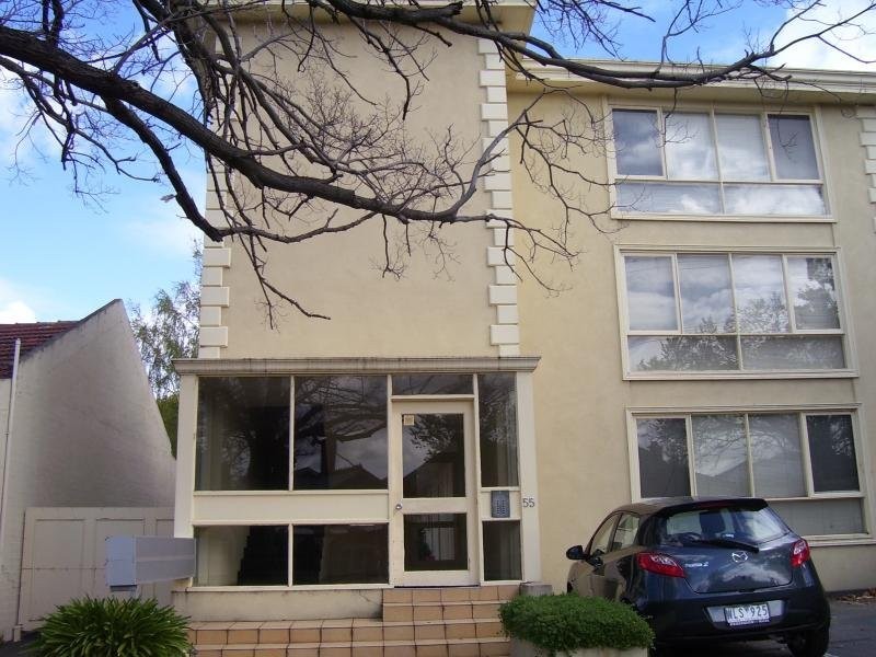 1/55 Wellington Street, Flemington VIC 3031