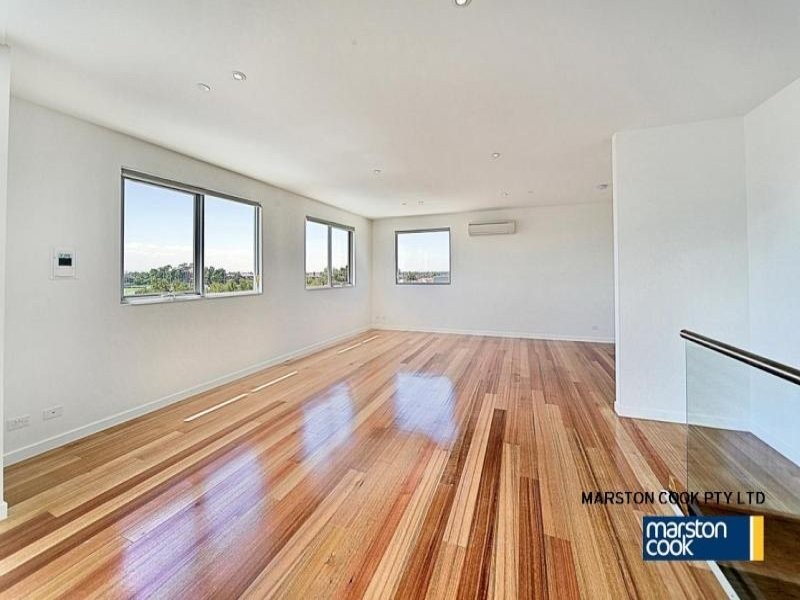 19/30-34 Napier Street, Essendon VIC 3040