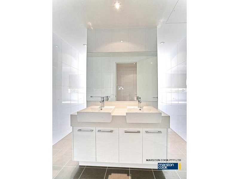 19/30-34 Napier Street, Essendon VIC 3040