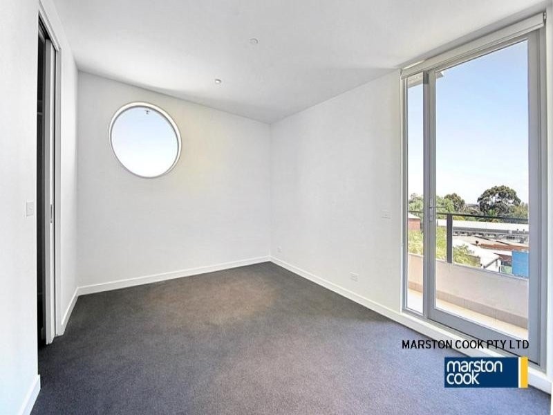 11/30-34 Napier Street, Essendon VIC 3040